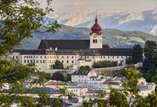 St. Rupert's Fair: Honoring Salzburg's Patron Saint with Festivity