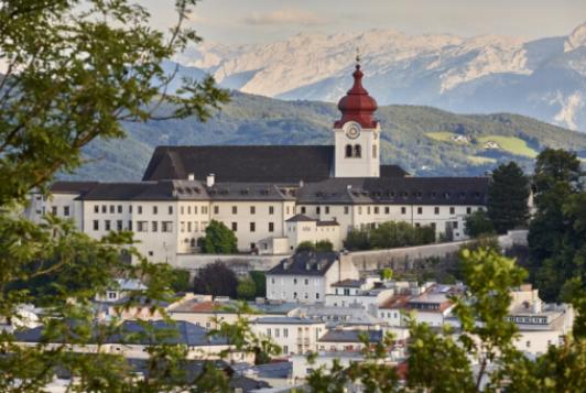 Rock Climbing in the Tennengebirge: Challenges for Climbers of All Levels