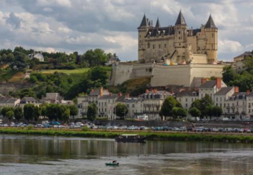 Exploring the Château de Chenonceau: A Renaissance Gem