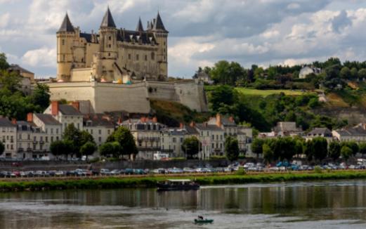 Cycling the Loire à Vélo Trail: A Comprehensive Guide