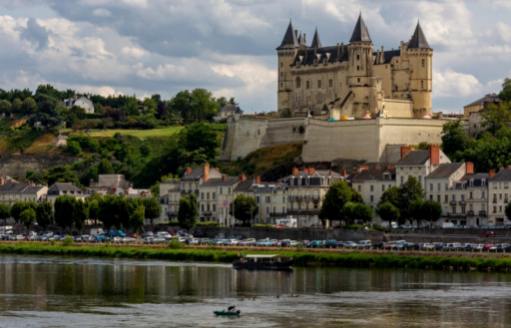 Cycling Through the Lesser-Known Châteaux of the Loire