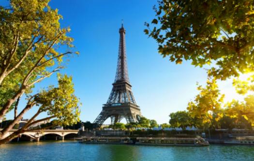 Eiffel Tower at Night: Light Shows and Evening Views