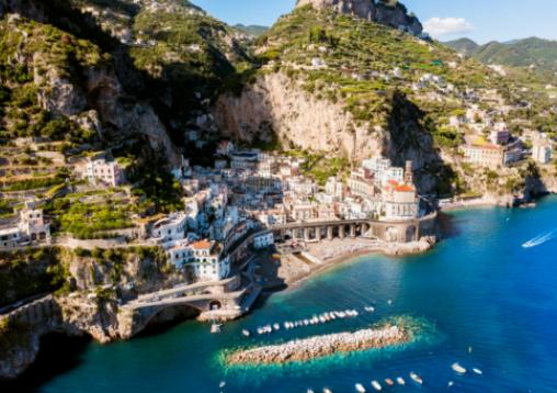 Capturing the Moment: Wedding Photography on the Amalfi Coast