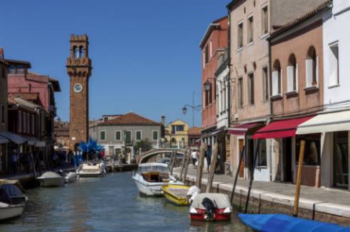 A Photographer’s Paradise: Capturing Murano and Burano's Beauty