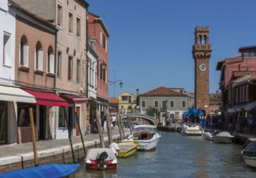 Walking Through History: The Origins of Burano's Colorful Architecture