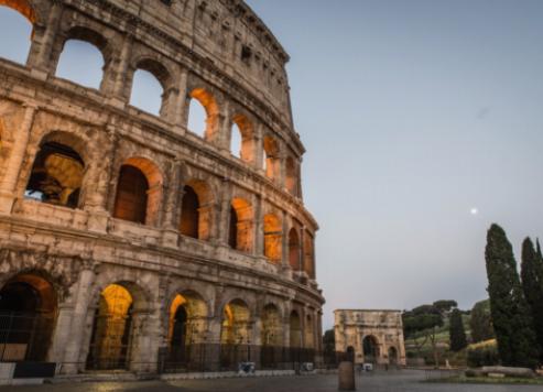 Hostels and Shared Accommodations: Socializing and Saving in Rome