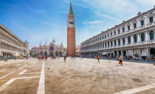 Venice and the Biennale: How the City Influences the Art