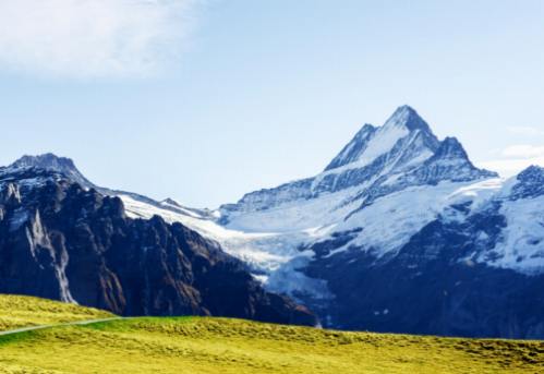 Summer Splendors: Hiking, Biking, and Lakeside Bliss in the Swiss Alps